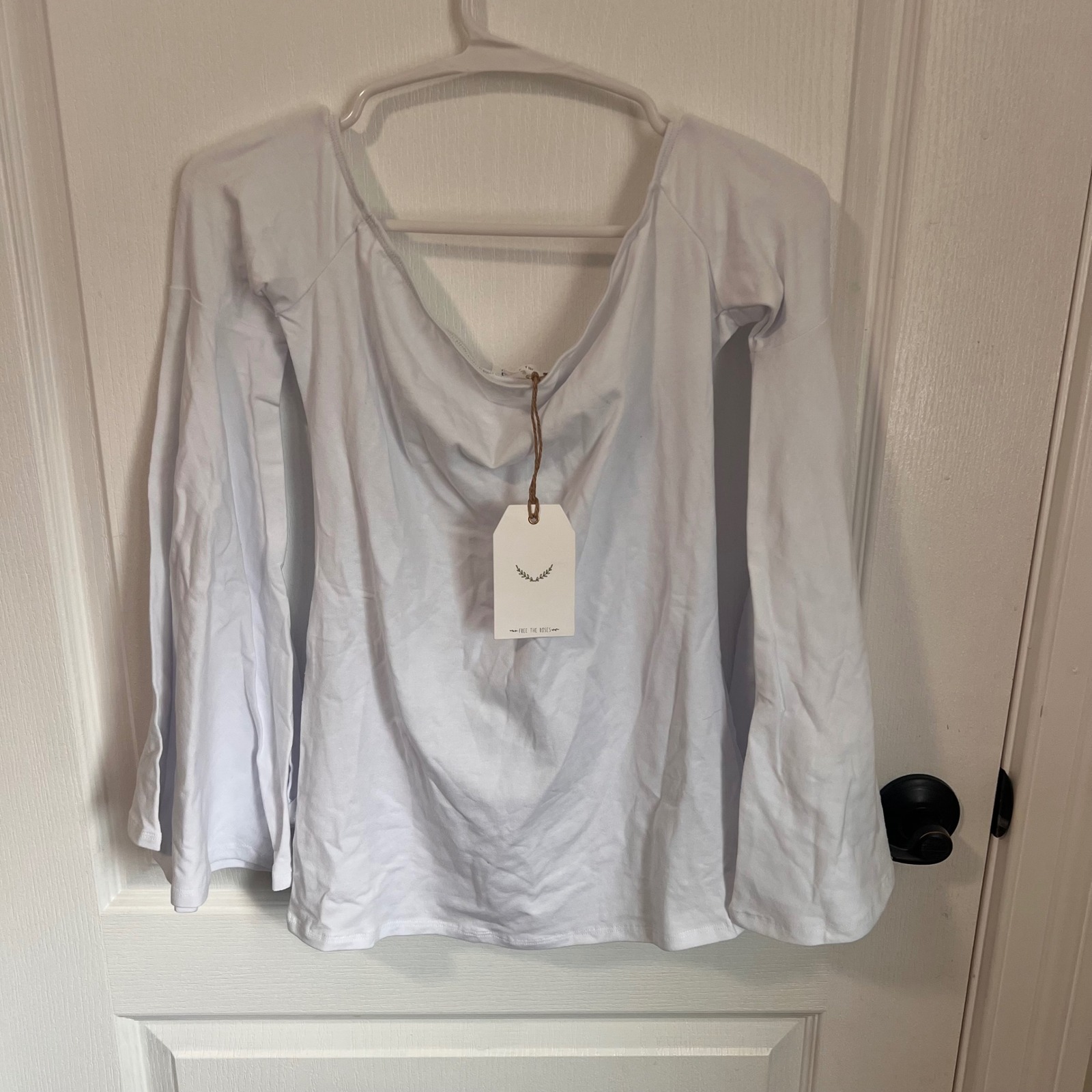 Free The Roses Bell Sleeve Top Blouse White Long Sleeve Made In Usa L Nwt